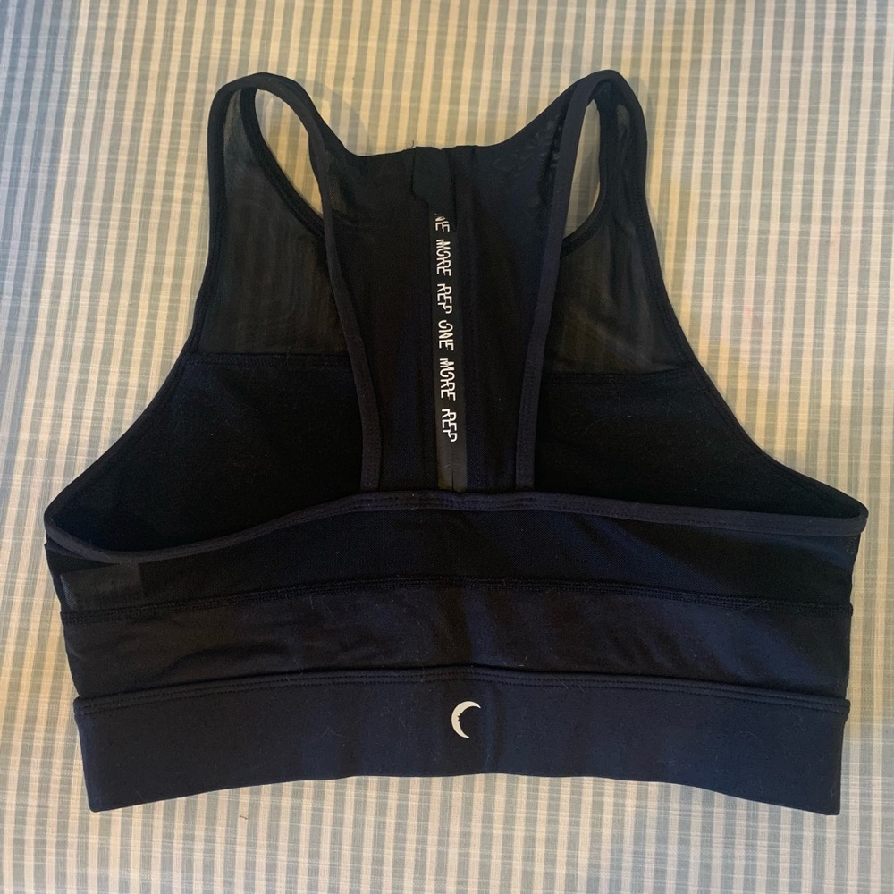 ZYIA Large black sports bra NWOT